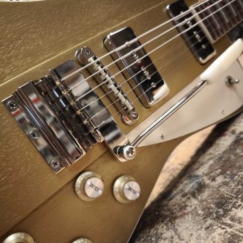 Roadrunner Superbird 251 Gold Satin - Roadrunner Guitars