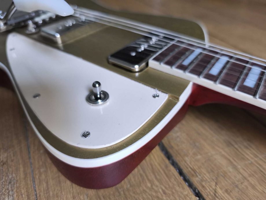 Roadrunner Superbird 251 Gold Satin - Roadrunner Guitars
