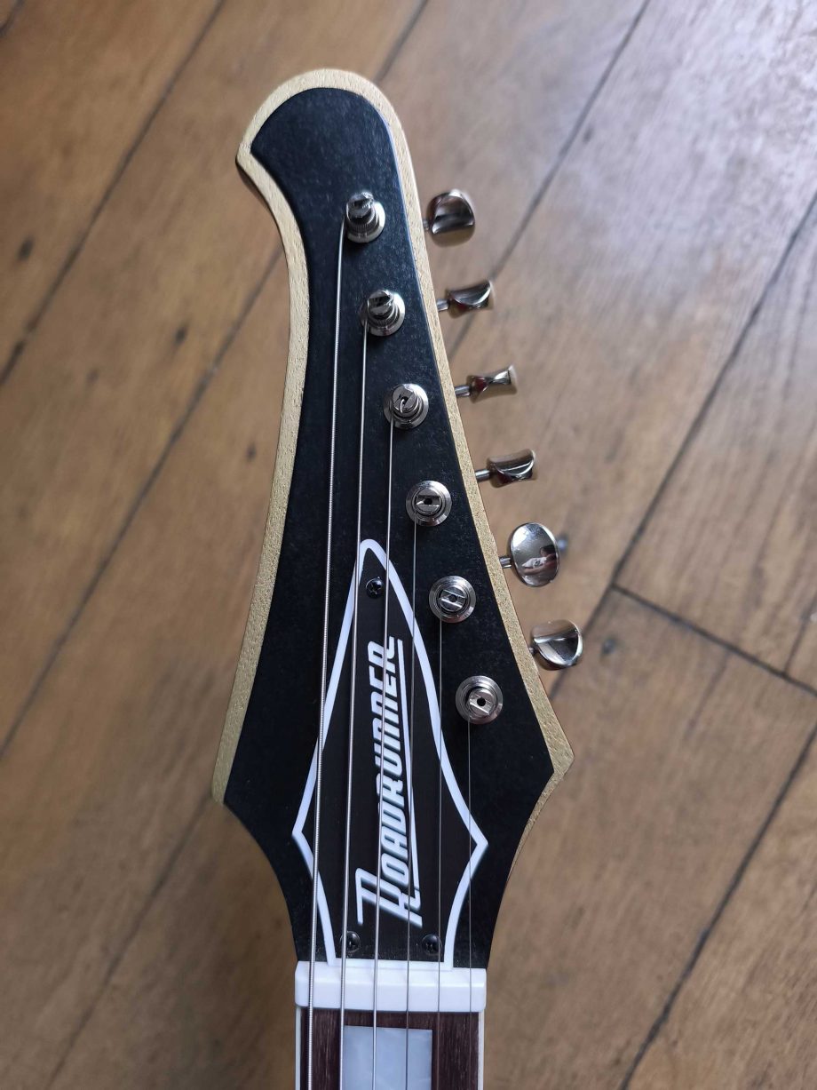 Roadrunner Superbird 251 Gold Satin - Roadrunner Guitars
