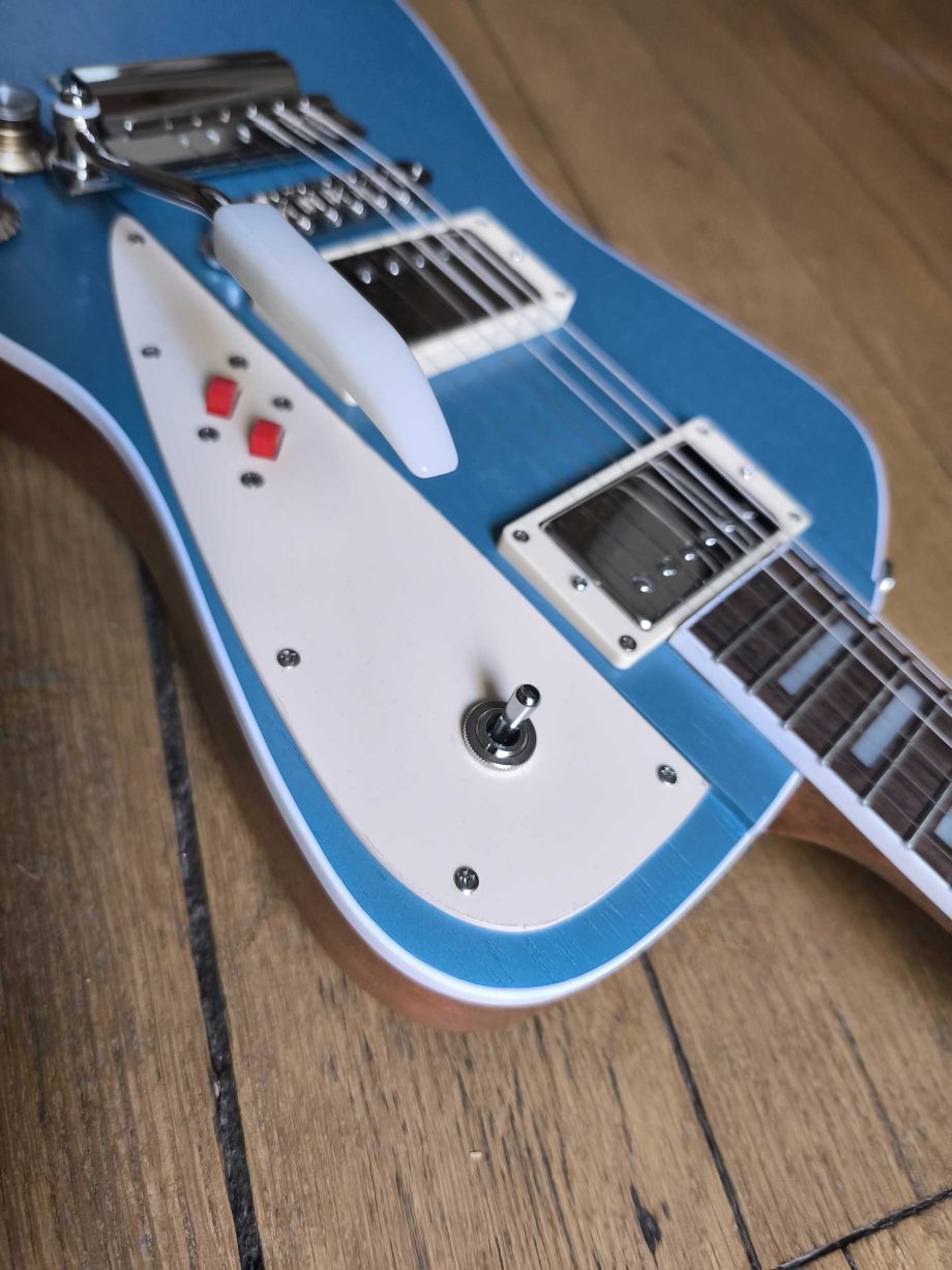 Roadrunner Superbird 252 Pelham Blue Satin - Roadrunner Guitars