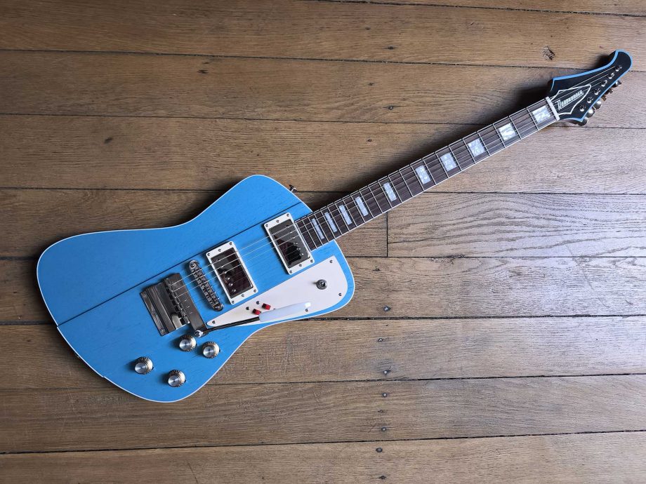 Roadrunner Superbird 252 Pelham Blue Satin - Roadrunner Guitars