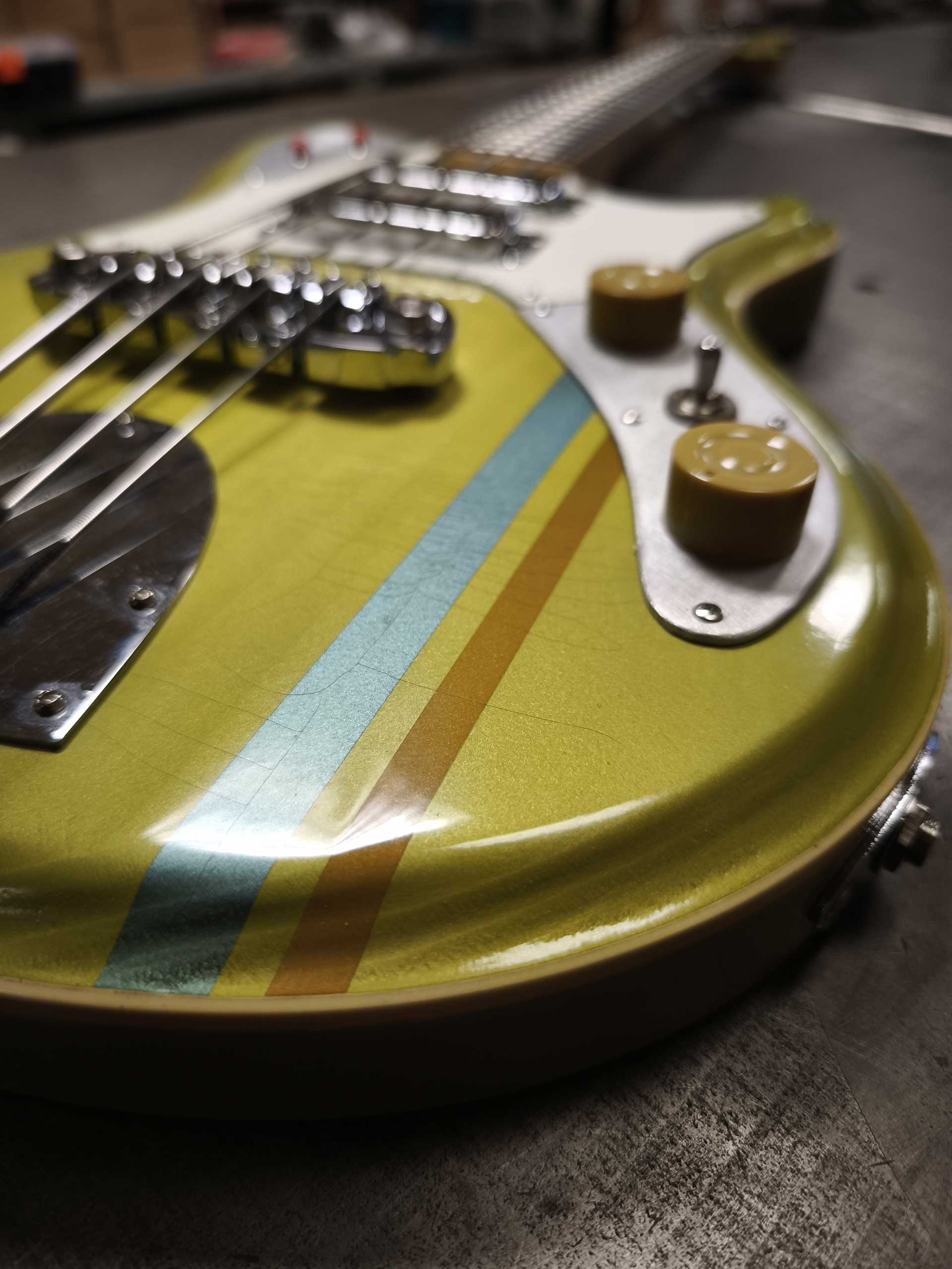 Roadrunner Federal mod T Bass Cochoa 596 - Roadrunner Guitars